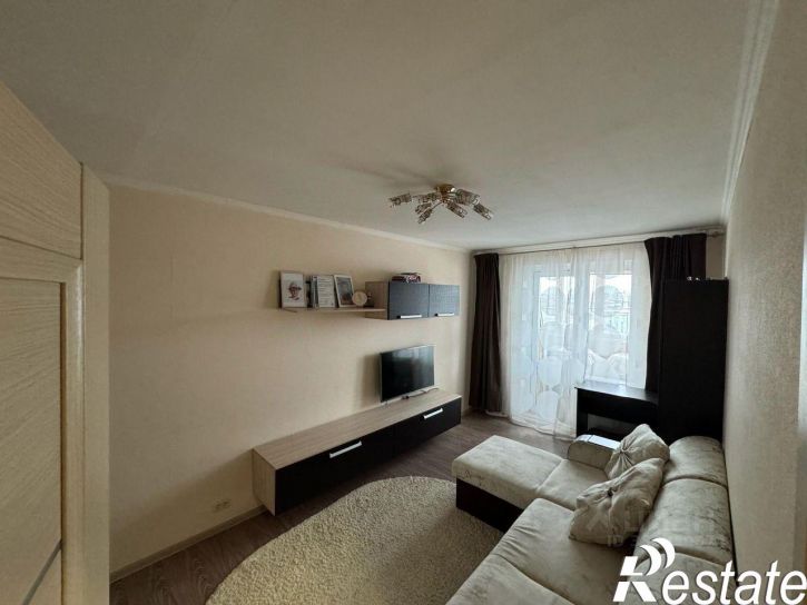 2-комн квартира улица Жукова, 33,  д. 33