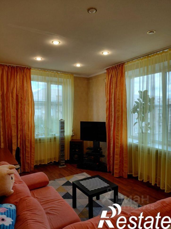3-комн квартира Ленинградская улица, 33,  д. 33