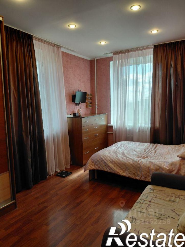 3-комн квартира Ленинградская улица, 33,  д. 33