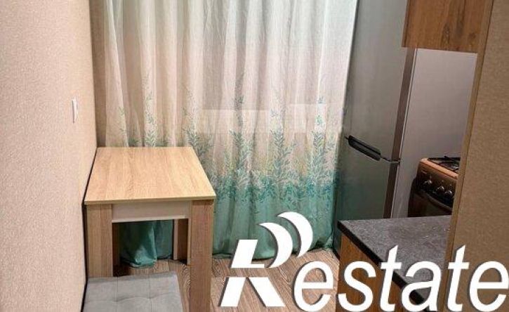 2-комн квартира улица Доменщиков, 5/2,  д. 5/2