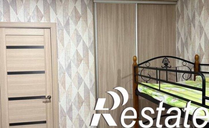 2-комн квартира улица Доменщиков, 5/2,  д. 5/2