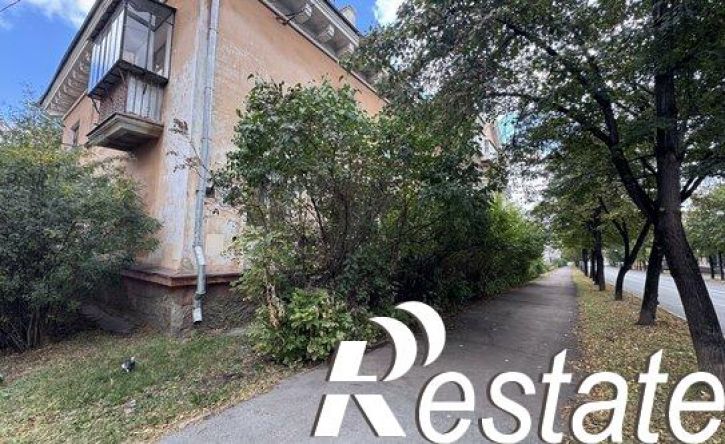 3-комн квартира улица Строителей, 33,  д. 33