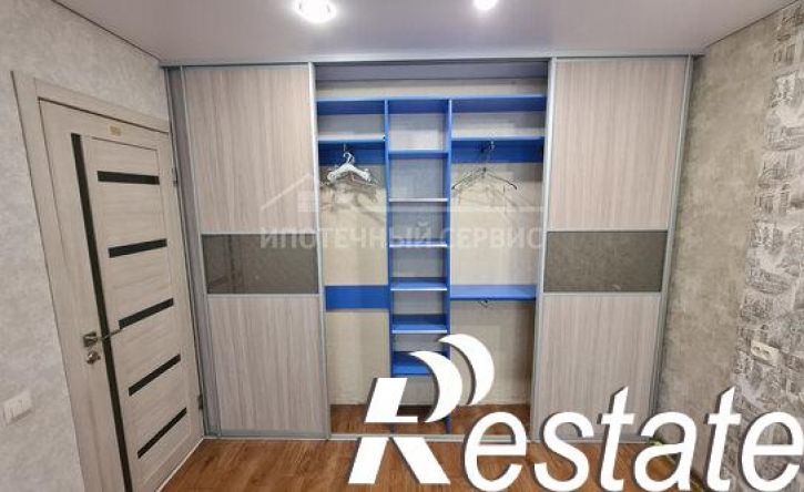 3-комн квартира улица Доменщиков, 21,  д. 21