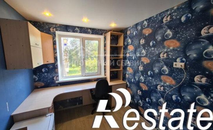 3-комн квартира улица Доменщиков, 21,  д. 21
