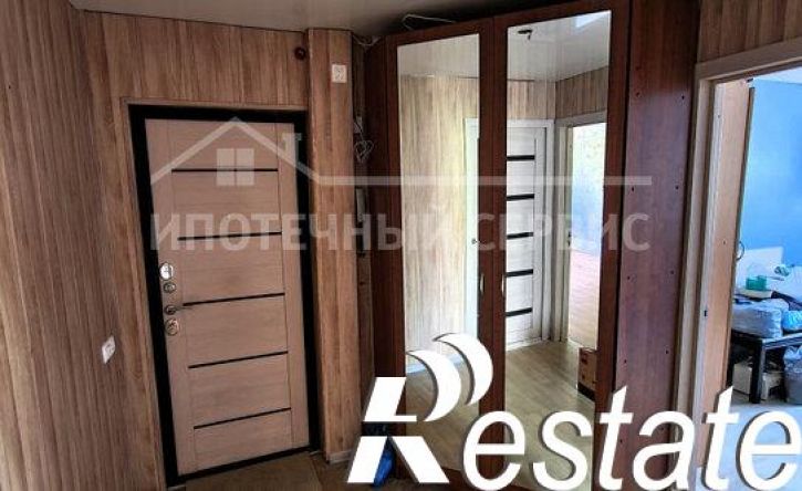 3-комн квартира улица Доменщиков, 21,  д. 21