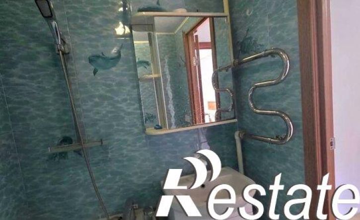 3-комн квартира улица Калмыкова, 10/1,  д. 10/1