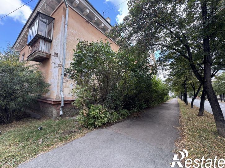 2-комн квартира улица Строителей, 33,  д. 33