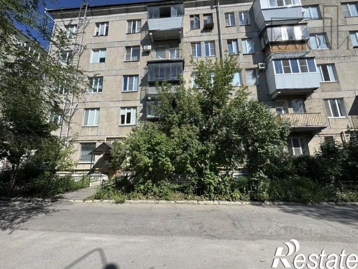 2-комн квартира Ленинградская улица, 21,  д. 21