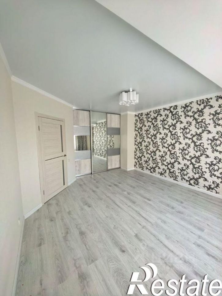 2-комн квартира проспект Карла Маркса, 212,  д. 212