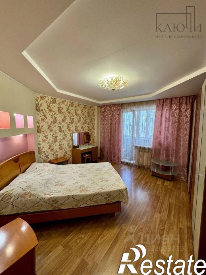 3-комн квартира улица Сталеваров, 17/3,  д. 17/3