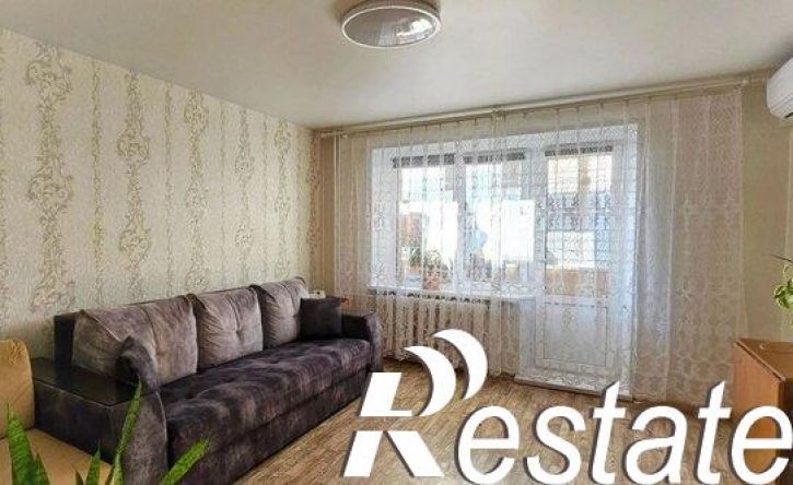 3-комн квартира улица Лазника, 40,  д. 40