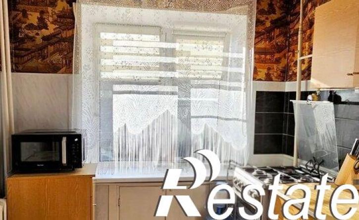 3-комн квартира улица Лазника, 40,  д. 40