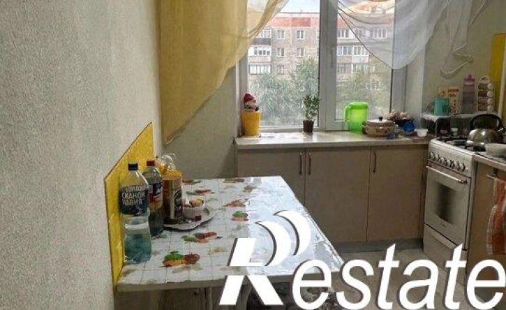 3-комн квартира Сиреневый проезд, 28,  д. 28