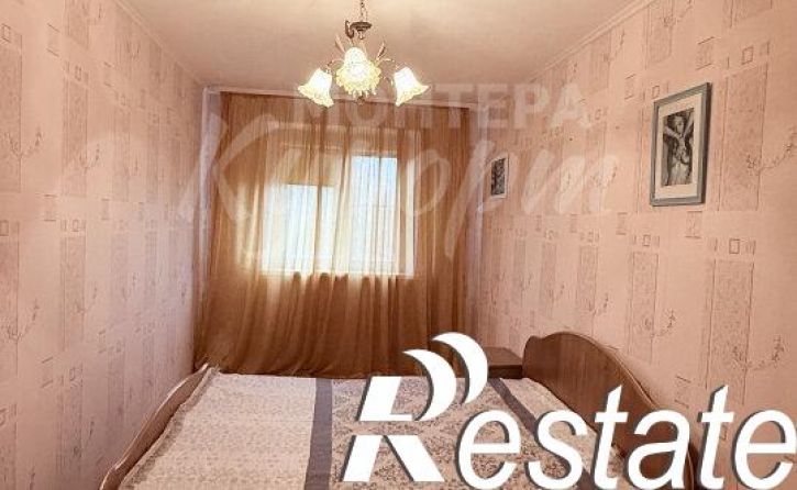2-комн квартира улица Бурденко, 13,  д. 13