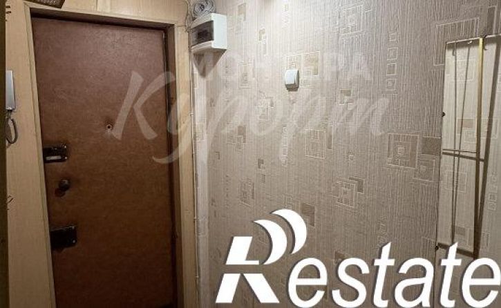 2-комн квартира улица Бурденко, 13,  д. 13