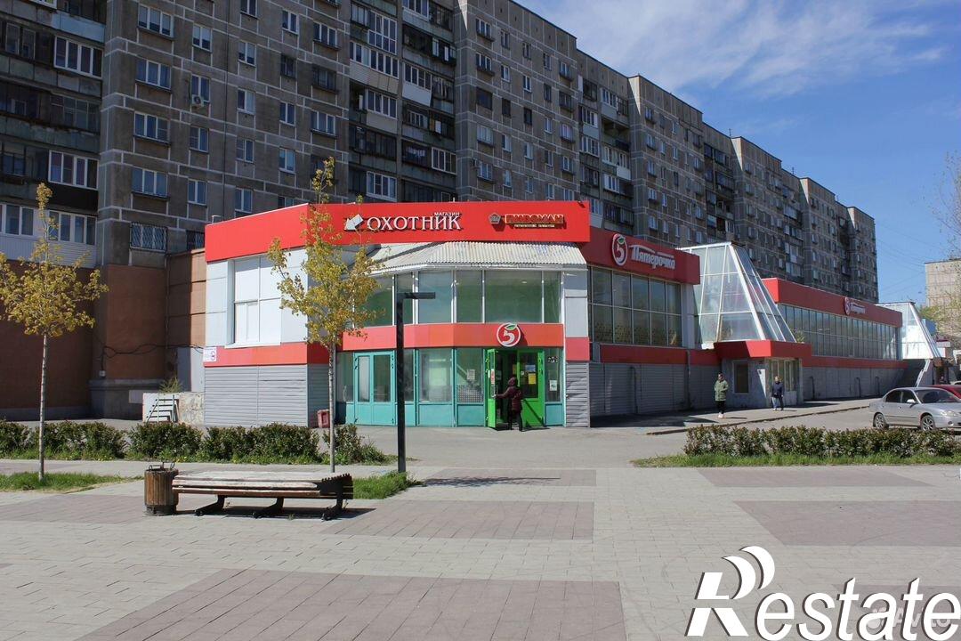 Сдать торговое помещение за 287 500 рублей на проспект Карла Маркса, 164