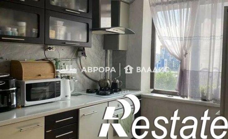 3-комн квартира улица Ворошилова, 30,  д. 30