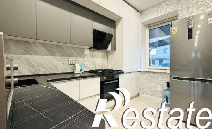 3-комн квартира Западное шоссе, 105,  д. 105